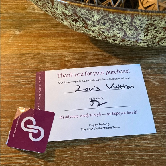 Louis Vuitton Tote Bag - Picture 10 of 10